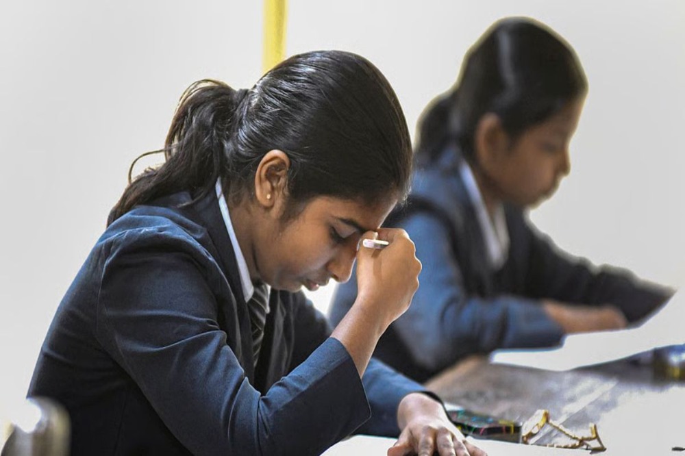 दहावीच्या विद्यार्थ्यांसाठी महत्त्वाची बातमी: २०२६ पासून वर्षातून दोनदा CBSE बोर्ड परीक्षा 